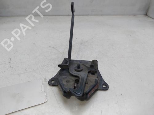 Used Hood lock KIA SORENTO I (JC) 2.5 CRDi 4WD (140 hp) 17647168