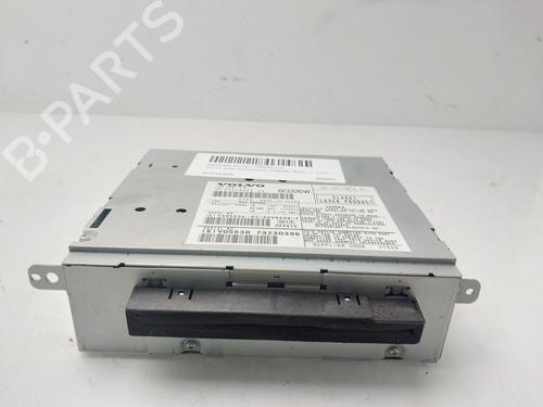 Used Radio VOLVO XC90 I (275) D5 AWD (185 hp) 32509353