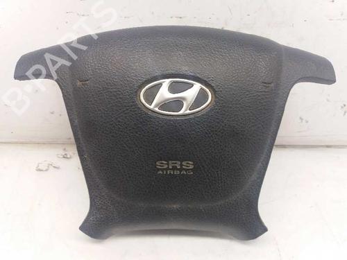 Used Driver airbag HYUNDAI SANTA FÉ II (CM) 2.2 CRDi GLS (150 hp) 2891650