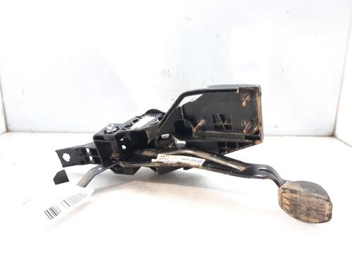 Break pedal PEUGEOT 5008 (0U_, 0E_) 1.2 (131 hp) 8915082