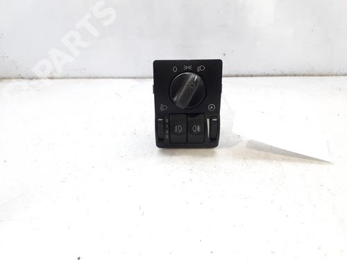 Used Headlight switch OPEL ZAFIRA A MPV (T98) 2.2 DTI 16V (F75) (125 hp) 9424101