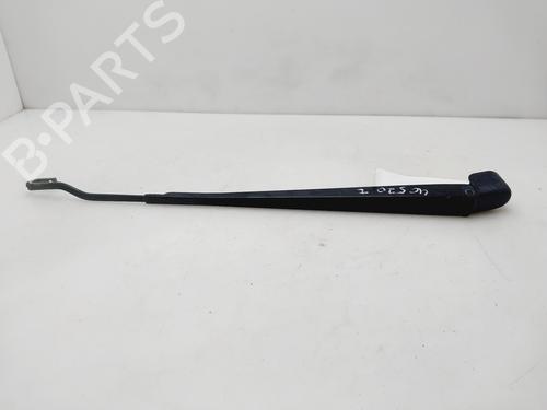 Used Front windshield wiper arm RENAULT SCÉNIC I MPV (JA0/1_, FA0_) 1.9 dCi (JA05, JA1F) (102 hp) 31343578