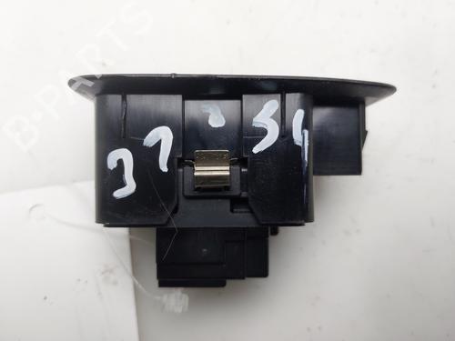 Right front window switch RENAULT CLIO V (B7_) | BP36031579I26 - Image 3