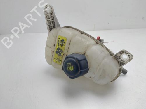 Used Expansion tank Expansion tank 37646576 37646576