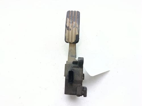 Pedal für Pedal RENAULT MEGANE III Hatchback (BZ0/1_, B3_) 1.5 dCi (86 hp) 35813759 35813759