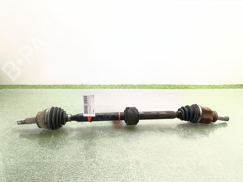 Arbre de transmission avant droit Arbre de transmission avant droit 37496342 37496342