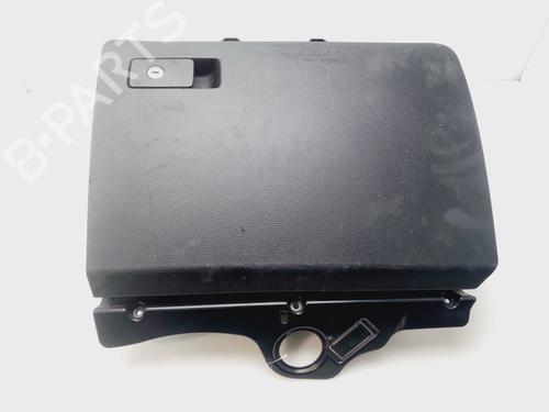 Used Glove box VW PASSAT B6 Variant (3C5) [2005-2011]  32123757