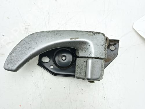Used Front left interior door handle HYUNDAI TERRACAN (HP) [2001-2008]  22214212