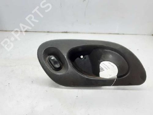 Used Right front window switch FORD MONDEO I Turnier (BNP) 1.8 TD (90 hp) 12399818