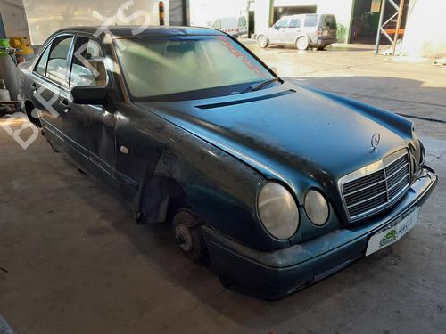 Right tailgate light MERCEDES-BENZ E-CLASS (W210) E 300 D (210.020) | BP12419458C80 