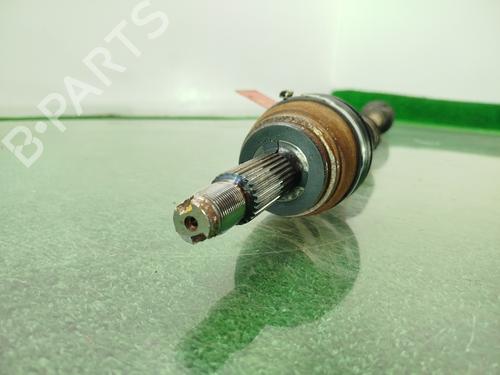 Right front driveshaft HYUNDAI i30 (PDE, PD, PDEN)  | BP29546639M39 