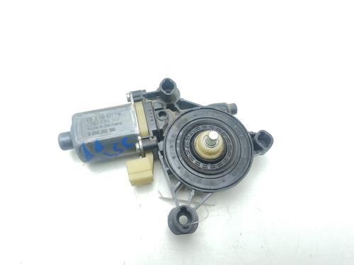 Used Right front window motor SEAT LEON (5F1) [2012-2021]  23560005