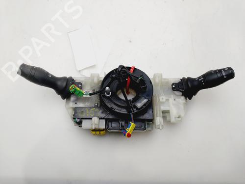 Commandes au volant RENAULT LAGUNA III Grandtour (KT0/1) 2.0 16V (KT0F, KT0W) (140 hp) 32083156