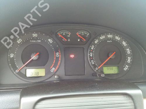 Instrument cluster SKODA SUPERB I (3U4) 2.0 TDI | BP5996748C47 