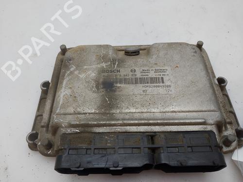 Used Engine control unit (ECU) RENAULT MEGANE I Classic (LA0/1_) 1.9 dTi (LA08, LA0N, LA0K) (98 hp) 17955731