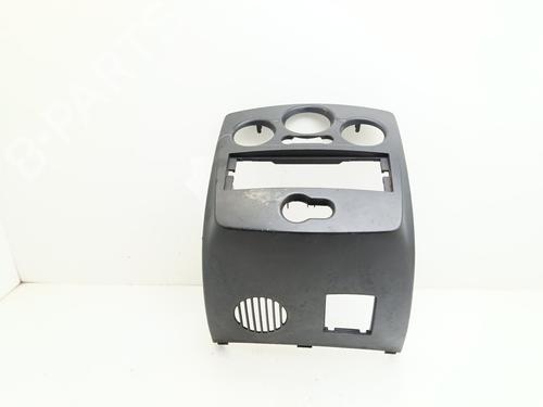 Used Middle console RENAULT CLIO III (BR0/1, CR0/1) [2005-2014]  28729354