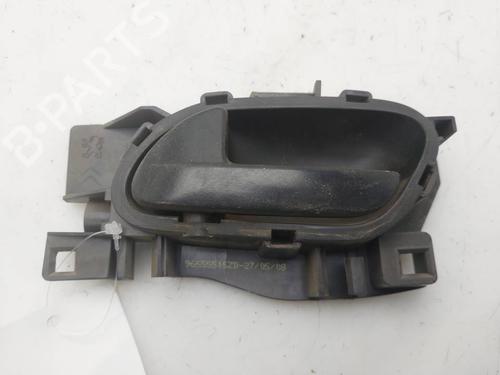 Used Front left interior door handle Front left interior door handle 38638915 38638915