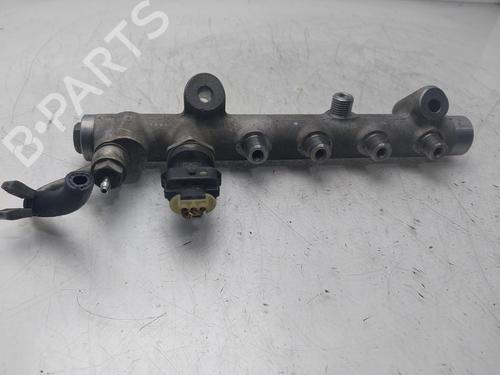 injection-rail-opel-astra-h-a04-2004-2005-2006-2007-2008-2009-2010-2011-2012-2013-2014-35900220 main image