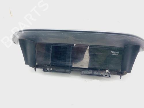 Used Display monitor SUBARU XV (_GP_) 2.0 i AWD (GP7, G33GP) (150 hp) 18336436