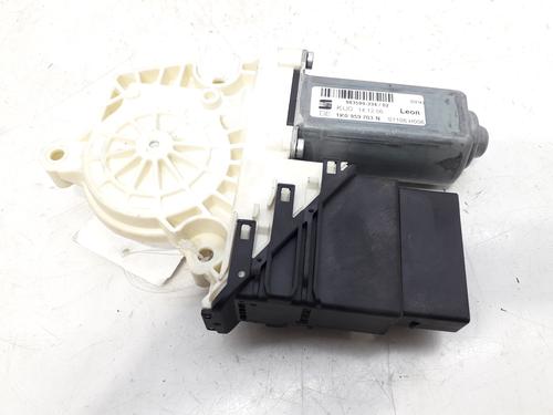 Left rear window motor SEAT LEON (1P1) 1.9 TDI | BP8390148E23 