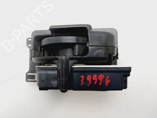 Used Electronic module BMW X1 (F48) sDrive 18 d (150 hp) 30603306