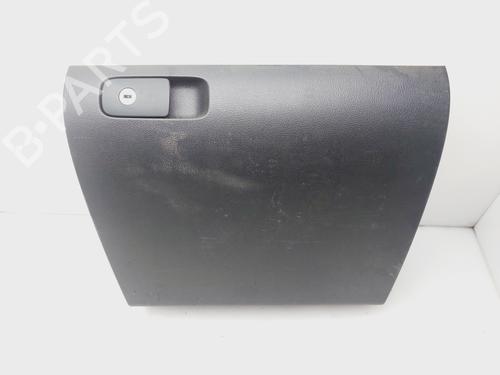 Handskerum VW TIGUAN (5N_) [2007-2018]  28312541