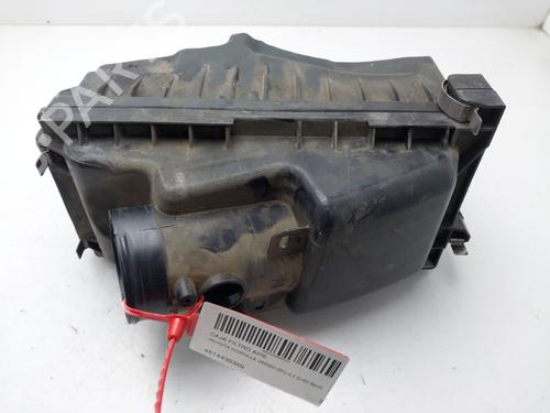 Used Air filter box TOYOTA COROLLA Verso (ZER_, ZZE12_, R1_) 2.2 D-4D (AUR10_, AUR10R) (177 hp) 28304650
