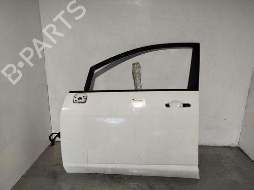 Used Left front door NISSAN TIIDA Hatchback (C11) 1.6 (110 hp) 30658899