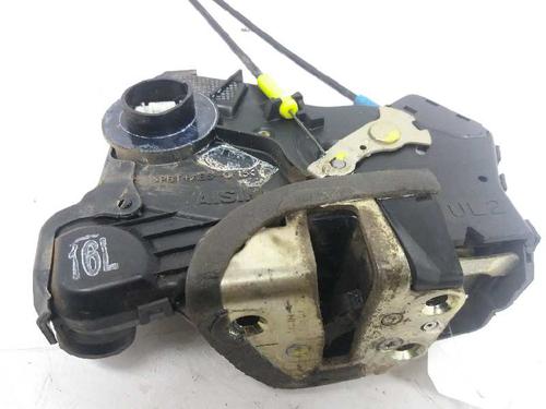 Front left lock TOYOTA AVENSIS Saloon (_T25_) 1.8 VVT-i (ZZT251_, ZZT251R) | BP3143835C98 