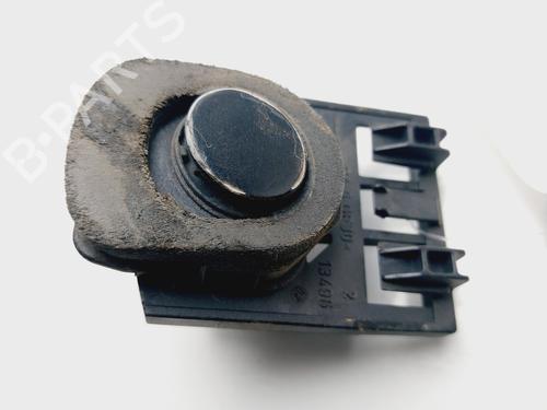 Used Tailgate handle PEUGEOT 407 (6D_) 2.0 (6DRFNB, 6DRFNE) (136 hp) 31611239