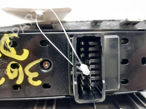 Left front window switch KIA SPORTAGE II (JE_, KM_)  | BP24365820I27 