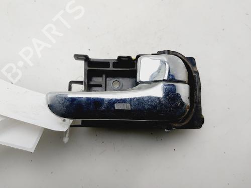 Højre bagtil invendig håndtag NISSAN ALMERA TINO (V10) 2.2 dCi (115 hp) 32071457