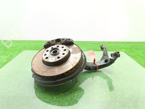 Used Right front steering knuckle SKODA SUPERB I (3U4) 1.9 TDI (105 hp) 29054817