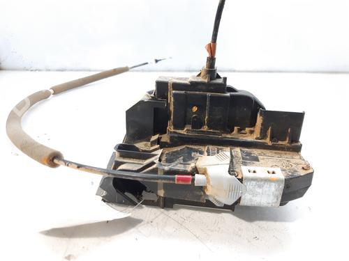 Used Rear right lock RENAULT KADJAR (HA_, HL_) 1.6 dCi 130 4x4 (HLA4) (130 hp) 9074333