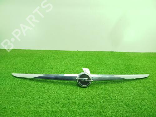 Used Tailgate handle OPEL INSIGNIA A (G09) [2008-2017]  32188047