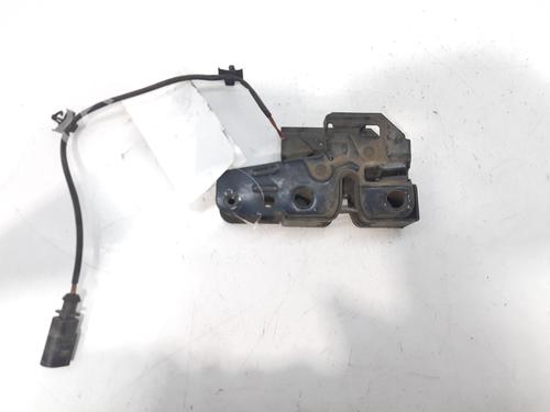 Used Hood lock VW POLO (9N_, 9A_) 1.4 16V (75 hp) 9504780