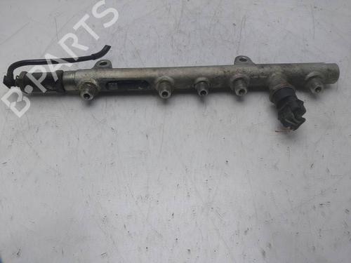Used Injection rail Injection rail RENAULT MEGANE II Saloon (LM0/1_) 1.9 dCi (LM0G, LM1G, LM2C) (120 hp) 39944259 39944259