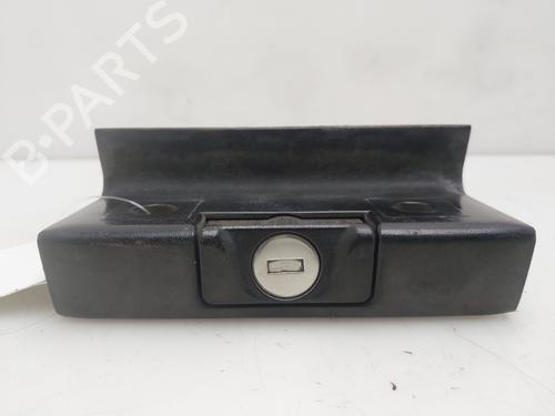 Used Tailgate handle Tailgate handle 38049579 38049579