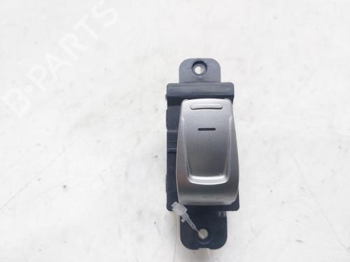 left-rear-window-switch-ssangyong-xlv-suv-2016-36384459 main image