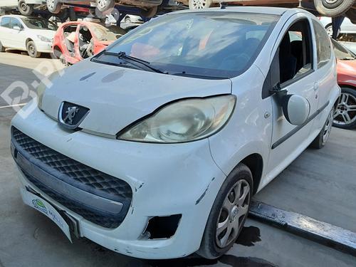 Used Parts PEUGEOT 107 (PM_, PN_)  1.0  1079248