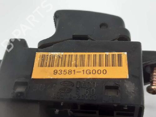 Right front window switch KIA RIO II (JB) 1.4 16V | BP12398935I26 