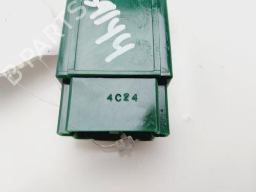 Switch CITROËN C4 AIRCROSS 1.6 HDi 115 AWC | BP30625576I30