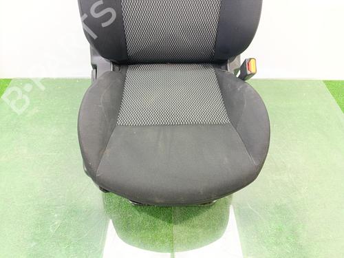 Right front seat NISSAN JUKE (F15)  | BP31571542C16 