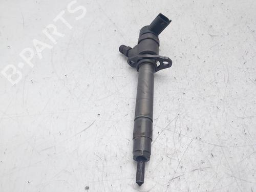 Used Injector VOLVO S60 I (384) D5 (163 hp) 30156748