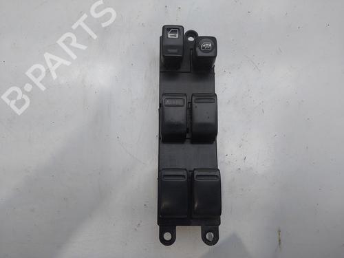 BP15816758I27 | Venstre fortil elrude kontakt NISSAN ALMERA II Hatchback (N16) 2.2 Di BP15816758I27