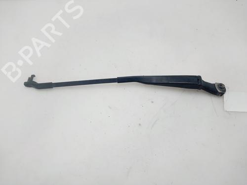 Used Front windshield wiper arm MERCEDES-BENZ S-CLASS (W220, V220) S 320 (220.065, 220.165) (224 hp) 32014082
