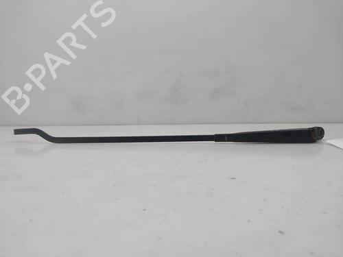 Used Front windshield wiper arm Front windshield wiper arm 39202826 39202826