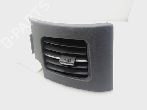 Used Air vent TOYOTA PRIUS (_W3_) 1.8 Hybrid (ZVW3_) (99 hp) 28733112