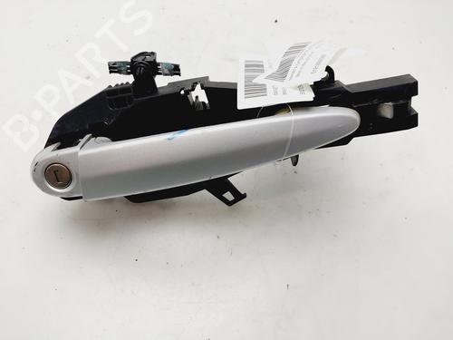 Used Front left exterior door handle BMW X1 (E84) sDrive 20 d (177 hp) 27200105