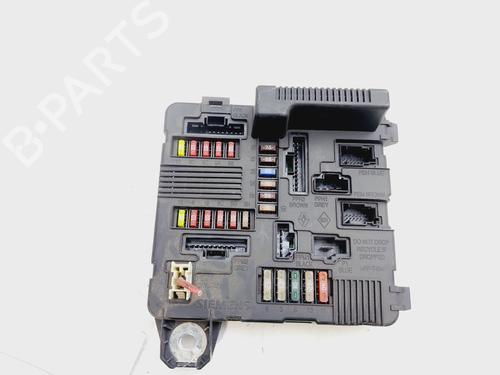 Used Fuse box RENAULT SCÉNIC II (JM0/1_) 1.9 dCi (JM0G, JM12, JM1G, JM2C) (120 hp) 26185983